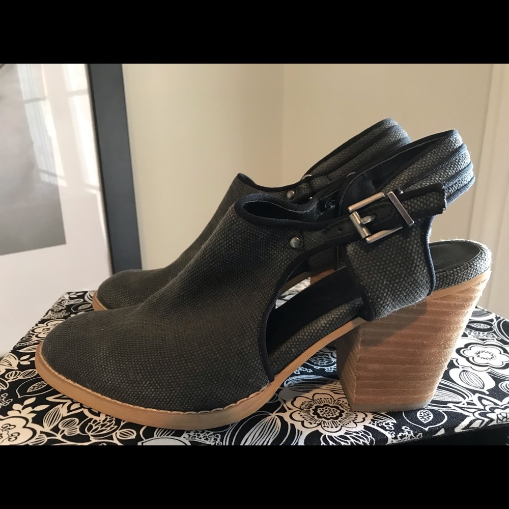 Reba Cute shoe- boots - Picture 1 of 8
